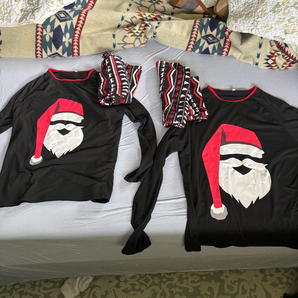 Matching Xmas Pajamas - Men 2XL & Women L - worn only for xmas photos!